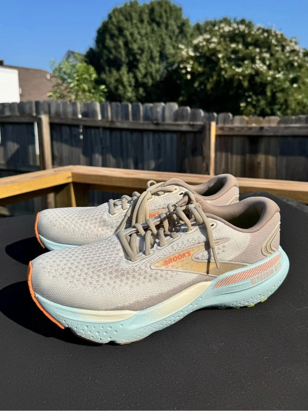 Brooks Glycerin 21 GTS Women’s Running Shoes in Coconut/Aqua/Autumn Sunset